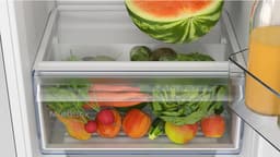 Bosch KIR31NSE0 - Serie 2 - Inbouwkoelkast - 102.1 x 54.1 cm Sleepdeur - Multi Box XXL: een extra ruime lade voor groente en fruit — thumbnail 4