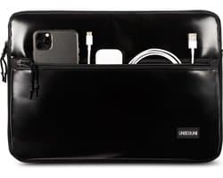 MacBook Air 13 inch hoes met voorvak (van gerecycled materiaal) - Zwarte laptop sleeve of case (2026)