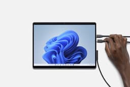 Microsoft Surface Pro 8 - 4G LTE - 256 GB SSD - 33 cm (13") - Intel® Core™ i5 - 16 GB ram - Wi-Fi 6 (802.11ax) - Windows 11 Pro - Platina — thumbnail 4