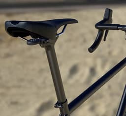 Laut AirTag Bike Saddle Mount black — thumbnail 4
