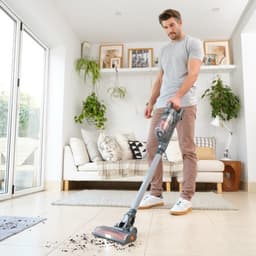BLACK+DECKER Schoonmaken - 18V ACCU stofzuiger, met accessoires, 1x accu 2.0 Ah, laadstation BHFEA18D1-QW — thumbnail 1