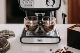 Teesa TSA4009 - Espressomachine AROMA 400, melkopschuimer, 850 Watt — thumbnail 5