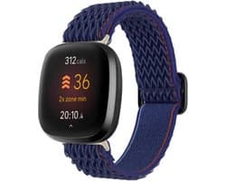 Strap-it Smartwatch bandje - Elastisch nylon bandje geschikt voor Fitbit Versa 3 / Versa 4 / Fitbit Sense / Sense 2 - blauw