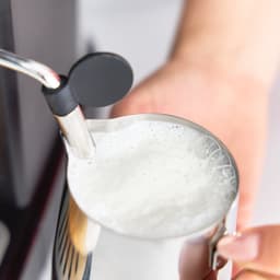 MPM - Koffiemachine - Koffieapparaat - Espressomachine 15 Bar met Aluminium Boiler en Stoompijpje — thumbnail 5