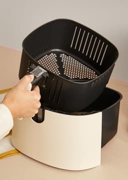 Grote Heteluchtfriteuse 6.2 Liter Crèmewit met Timer en LCD — thumbnail 6