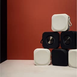 Sudio F2 Bluetooth Speaker Zwart — thumbnail 5