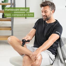 Compact massagepistool voor triggerpointmassage met 3 opzetstukken en 3 intensiteitsniveaus — thumbnail 5