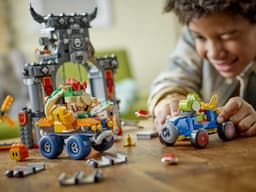 LEGO® Super Mario™: Mario Kart™ – Bowsers Kasteel - 72039 — thumbnail 5