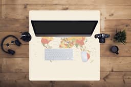 Muismat XXL 80x80 cm - Bureau onderlegger - Bureau mat Wereldkaart - Realistisch - Beige - Bureaumat - Gaming mousepad xl - Bureaulegger groot - Computer deskmat — thumbnail 4
