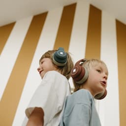 KIDYWOLF K-EARS Bluetooth Kinderkoptelefoon Blauw – 85dB Volume Limiet, Draadloos & Opvouwbaar, LED - 5+ — thumbnail 4