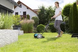 GARDENA Kooimesmaaier 330 Grasmaaier - Maaibreedte 33 cm - Gazons tot ca. 150 m² — thumbnail 3