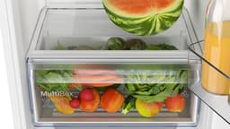 Bosch KIL42NSE0 - Serie 2 - Vrijstaande Inbouwkoelkast - Zeer stil - Led verlichting - Exta ruime lade voor groente en fruit — thumbnail 5