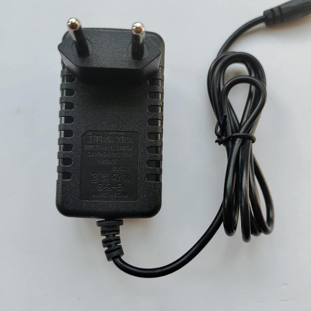 Stroomadapter - Netvoeding Oplader - Externe Harde Schijf - Overspanningsbeveiliging - 12V 1.5A - Zwart — afbeelding 1