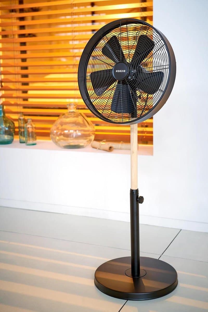 Staande Ventilator - Vloerventilator Hout - Ruimte Koelen - 5 Metalen Bladen - 90-120 cm Hoog - Zwart Hout — afbeelding 1