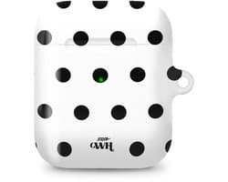 xoxo Wildhearts hoesje geschikt voor AirPods 1 & 2 - Polka Dots (Wit) - Ook als telefoonhoesje verkrijgbaar - schokbestendige case - koptelefoonhoesje - Beschermhoes met stippenpatroon - Wit met zwart stippen