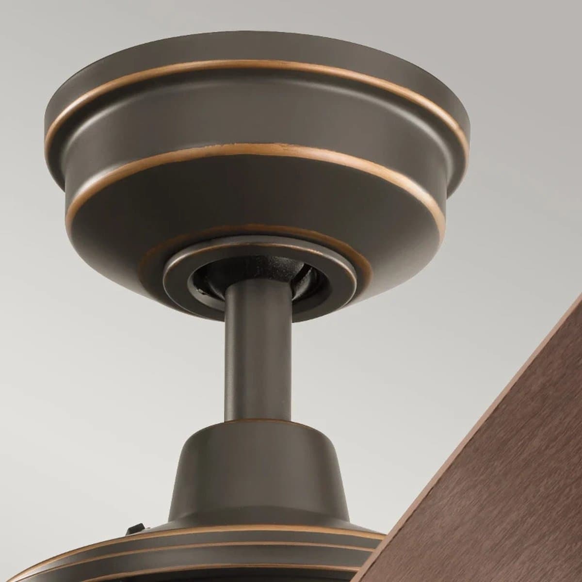 Plafondventilator met verlichting - Lyndon Patio - 52in / 132cm Fan - Olde Bronze — afbeelding 1