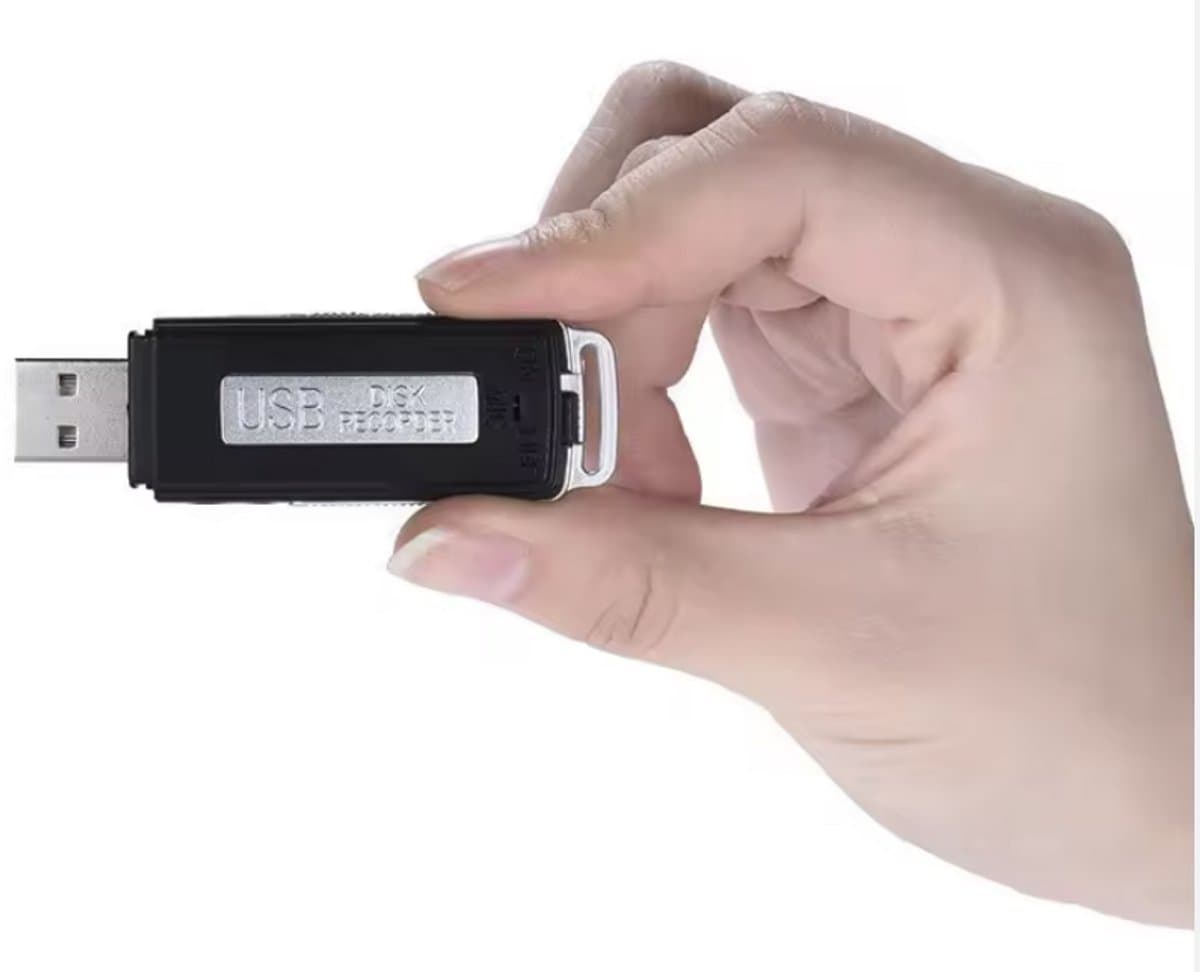 Hear&Listen Afluisterapparaat - Mini Afluisterapparatuur - Digitale voicerecorder - 16GB - Recorder - Dictafoon - Audio recorder - Afluisteren - Opnemen - Spy - Spyopname — afbeelding 1