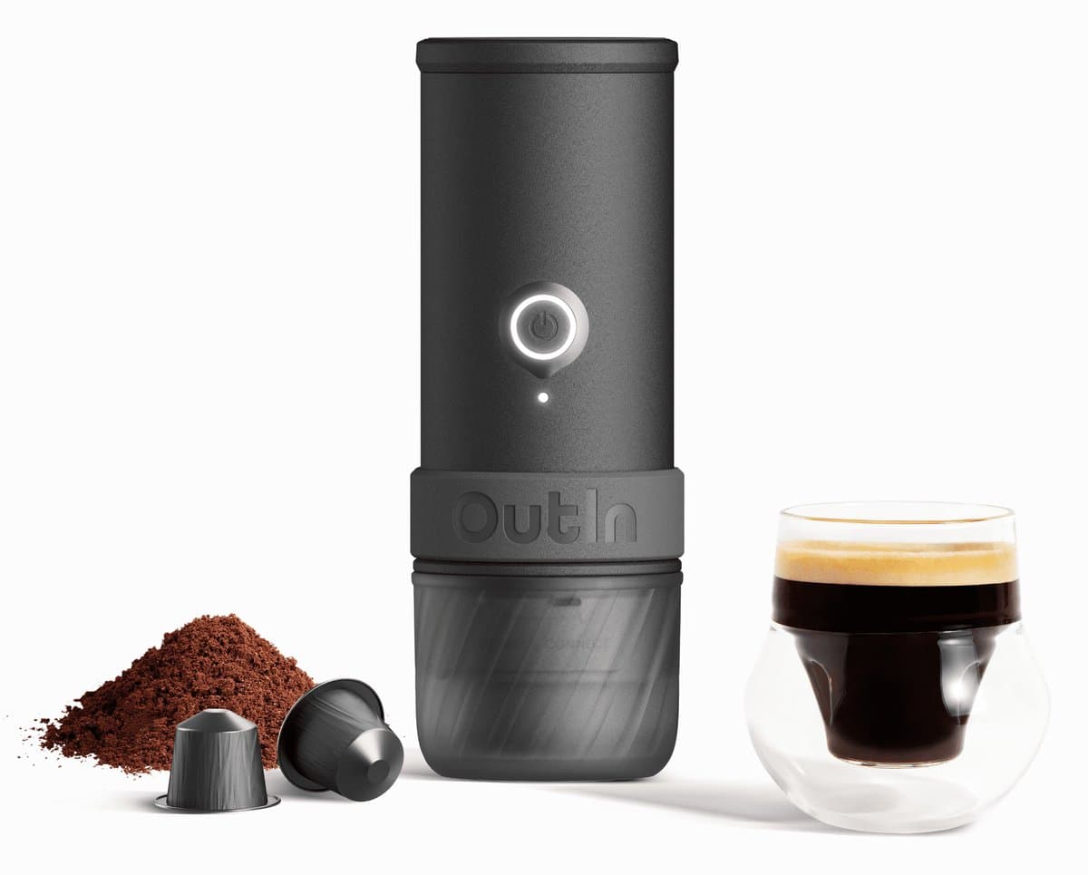 OutIn Mino Draagbare Espresso Machine Elektrisch | USB Oplaadbaar | Voor Onderweg En Reizen | Geschikt Voor Cups En Gemalen Koffie | Compact En Oplaadbaar Koffieapparaat — afbeelding 1