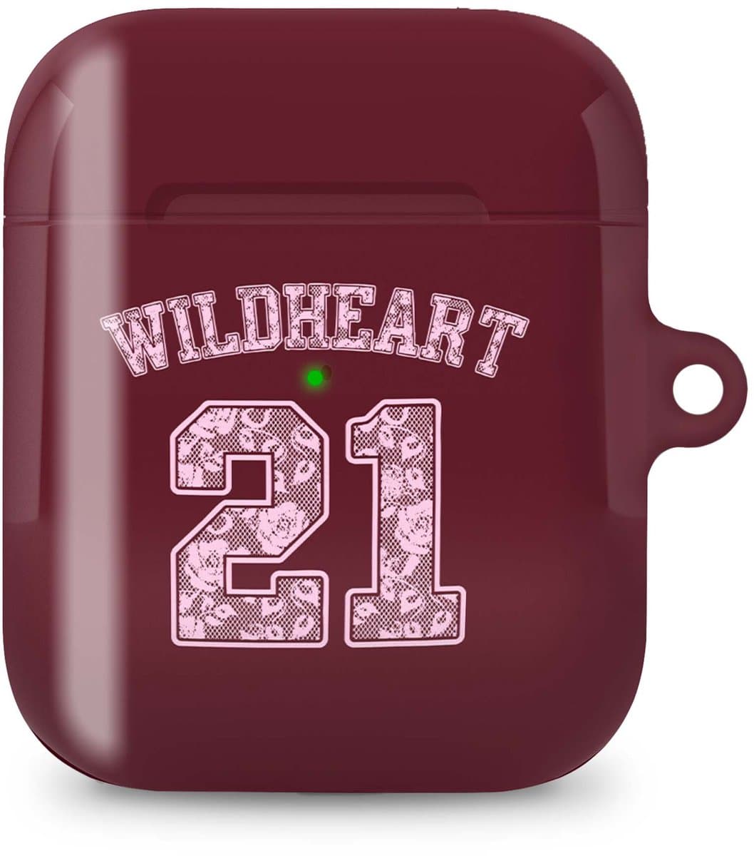 xoxo Wildhearts hoesje geschikt voor AirPods 1 & 2 - She's a Wildheart - Ook als telefoonhoesje verkrijgbaar - schokbestendige case - koptelefoonhoes - Beschermhoes met trendy opdruk - 21 - Burgundy / Bordeaux rood — afbeelding 1