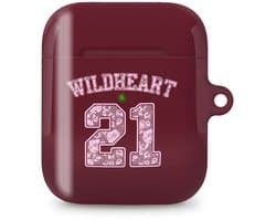 xoxo Wildhearts hoesje geschikt voor AirPods 1 & 2 - She's a Wildheart - Ook als telefoonhoesje verkrijgbaar - schokbestendige case - koptelefoonhoes - Beschermhoes met trendy opdruk - 21 - Burgundy / Bordeaux rood