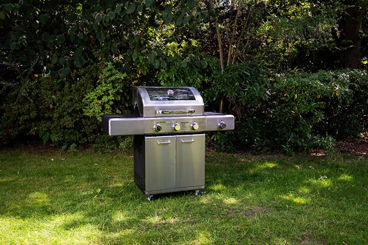 GrilluxePrime gasbarbecue 3 branders met gietijzeren kookplaat — afbeelding 1