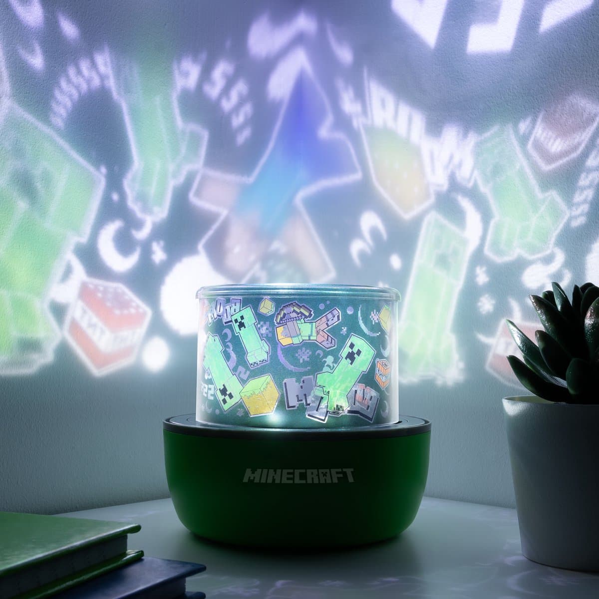 Minecraft Projection Light – Officieel Gelicentieerde Projectorlamp met 2 Scènes, Wand‑ & Plafonddecoratie- Paladone — afbeelding 1