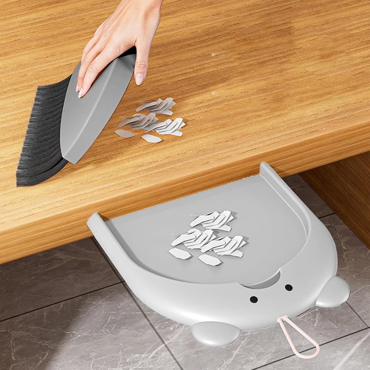Mini bezem en blik - Kleine stoffer - Bureau reinigen - Compact en hangbaar - 18 x 23.5 cm - Grijs — afbeelding 1