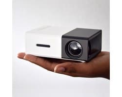 YG-300 Mini Beamer - 320 x 240 - USB - HDMI - Wit - Zwart - 50 lumen