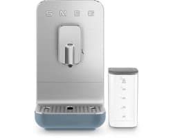 SMEG BCC13SBMEU Volautomatische Espressomachine - Geïntegreerd Melksysteem - Koffiemachine met Bonenmaler - 19 Bar - Thermoblock - Bean-to-Cup - 9 Koffie- & Melkspecialiteiten - Collezione - Mat Storm Blue