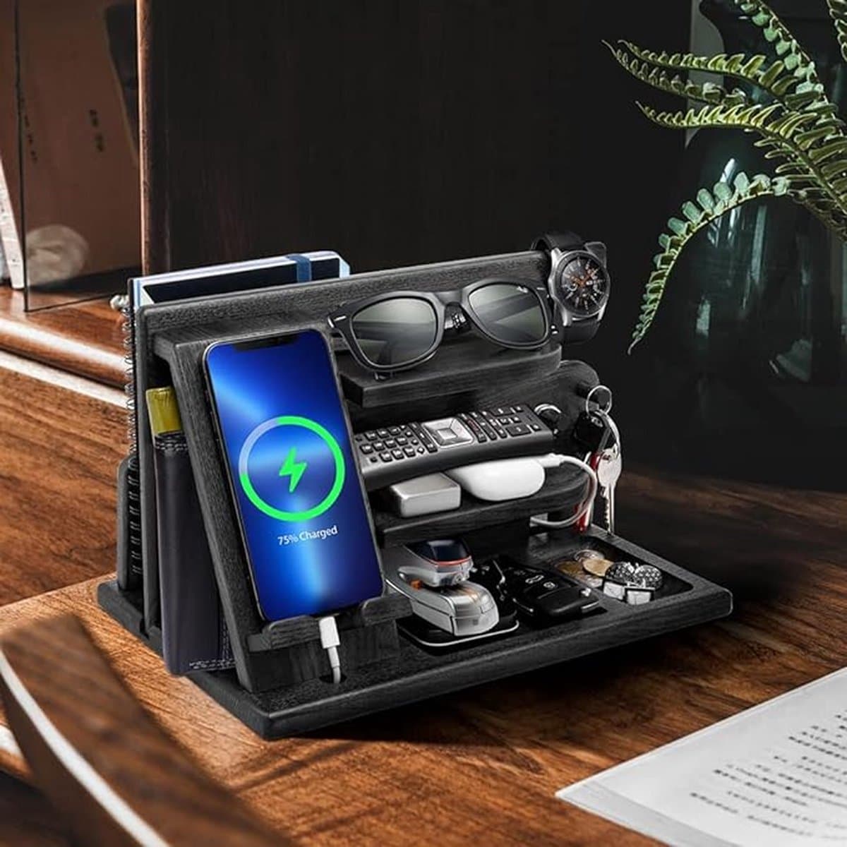 Valentijnscadeaus voor mannen houten telefoon docking station papa geschenken nachtkastje organizer houder nachtkastje portemonnee horloge stand kerstcadeaus voor mannen of vrouwen verjaardag — afbeelding 1