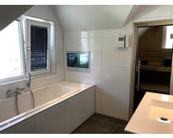 SplashVision® Waterdichte badkamer TV - ESI-32W Android LED Badkamer TV Wit