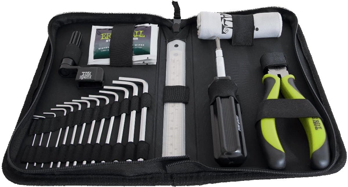 Ernie Ball Musician's Tool Kit - Gitaar Onderhoudset - 20-delig - Snarenknipper - Pegwinder - Hex Sleutels - Wonder Wipes - Rits-etui — afbeelding 1