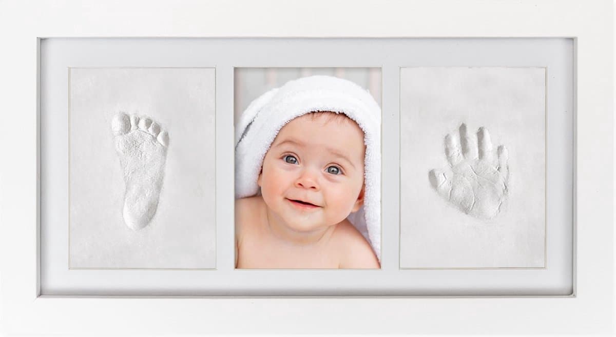 Baby hand- en voetafdruk makers kit voor pasgeboren geschenken - Gepersonaliseerde mijlpaal cadeau en geheugen fotolijsten — afbeelding 1