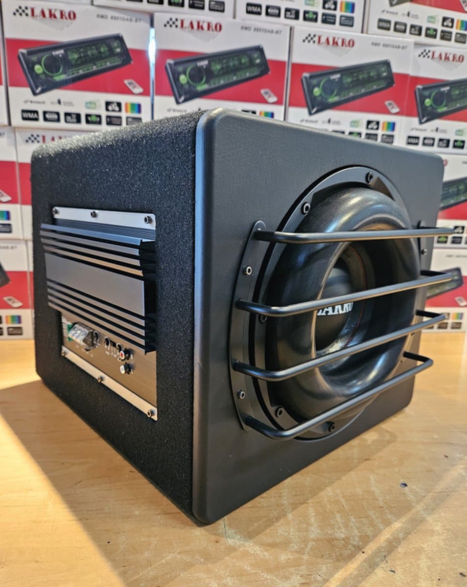 Active subwoofer 1500watt max -LAKRO- SPL 10inch — afbeelding 1