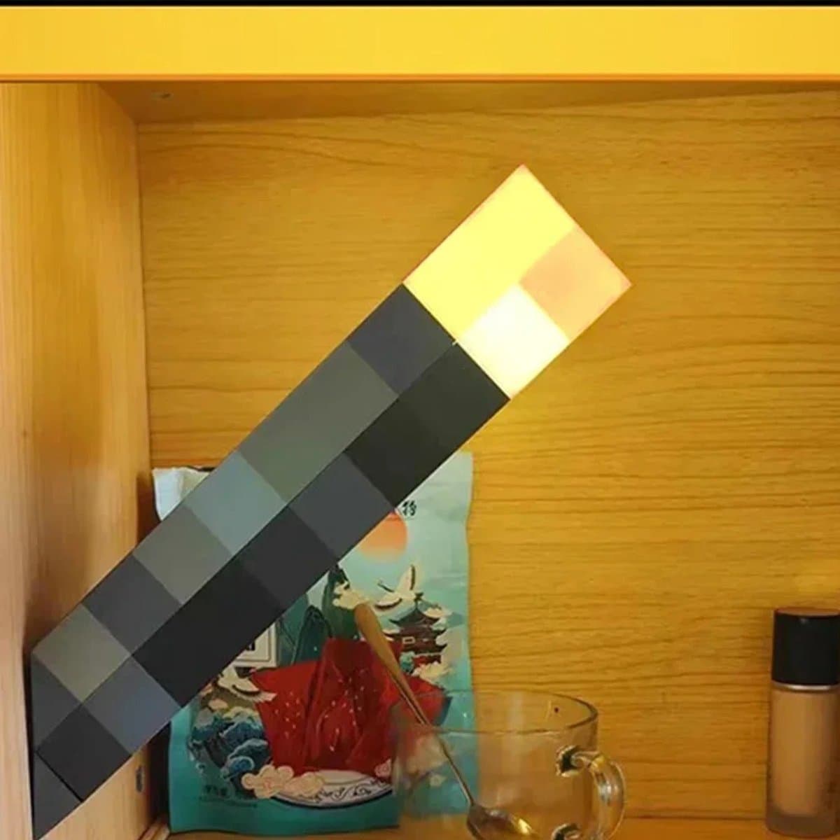 MineCraft - Nacht - Lamp - 4 Kleuren - Torch - Verlichting - Game - Zaklamp - Brownstone - LED - Nachtlampje - USB - Oplaadbaar - Slaapkamer - Decoratie - Tafellamp - Cadeaulamp - Voor - Kinderen - Bedlampje - MineCraftion - Movie — afbeelding 1
