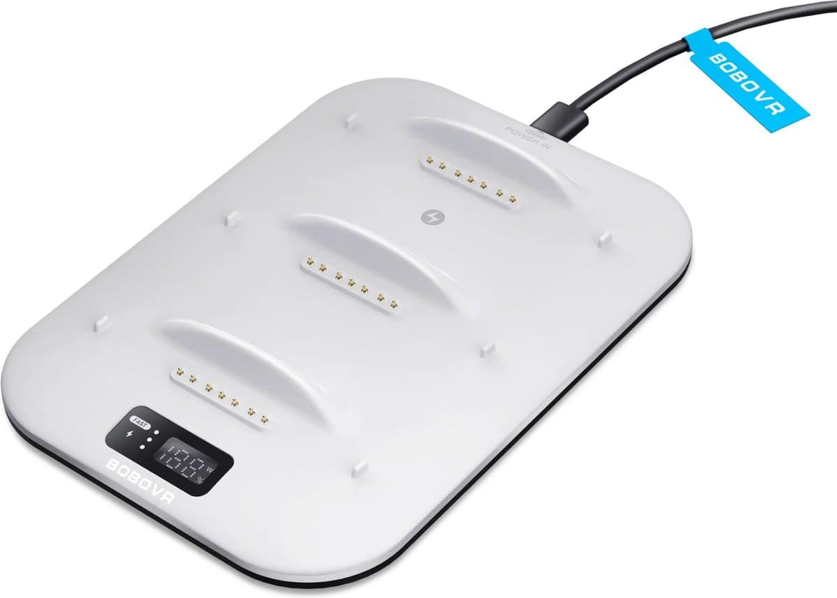 BOBOVR BD3 Drievoudige oplader voor B100-batterijen - 30W snelladen per slot, digitaal display, desktopontwerp, laadt 3 batterijen tegelijkertijd op - VR-accessoires — afbeelding 1
