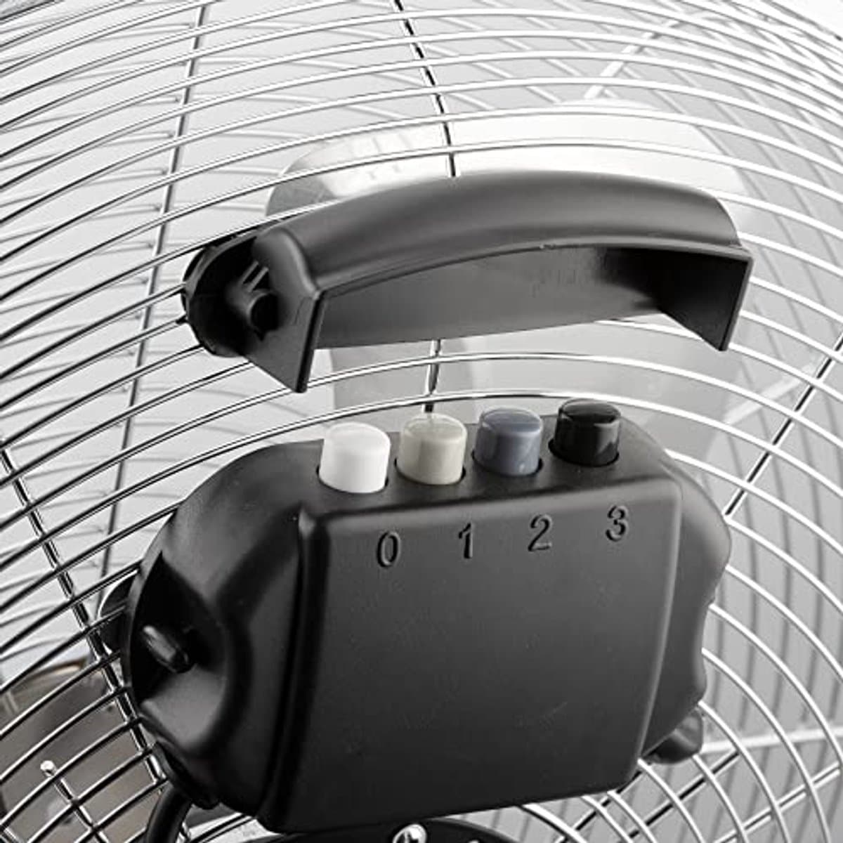 Industriële Vloerventilator 45 cm met 3 Snelheden en Verstelbare Hellingshoek - Hoog Vermogen - Metaal — afbeelding 1