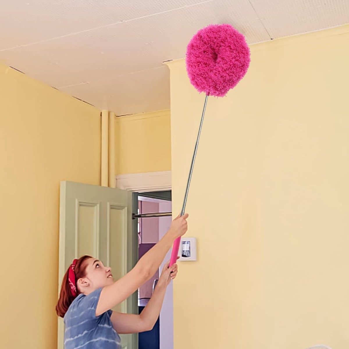 Intrekbare stofreiniger - Plumeau veer - Stof verwijderen - Flexibele kop - 33-80 cm - Rood — afbeelding 1