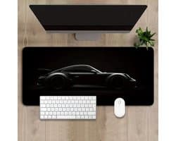 Grote Gaming Muismat 40x90 cm – Matte Zwarte Desk Mat met Sportauto Design – Antislip Rubber Bureaumat voor Gaming, Thuis & Kantoor – Extra Grote Rechthoekige Muismat voor Toetsenbord & Muis – Stijlvolle Werkplek Accessoire