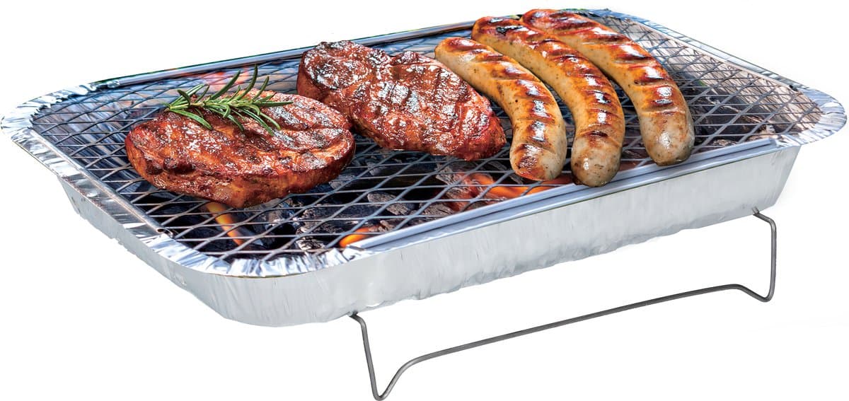 BBQ Collection Wegwerp BBQ - Houtskool Barbecue - Mini Tafel BBQ voor Camping of Picknick - 31x 24 x 4,8 CM — afbeelding 1