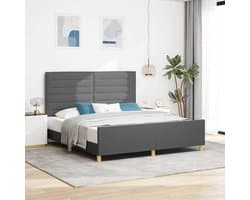 Bedframe met hoofdeinde Donkergrijs 180 x 200 cm Stof Platformbed Stofbekleding Schuimvulling Inclusief Lattenbodem Eenvoudig te Monteren Strak Design Slaapkamer Modern
