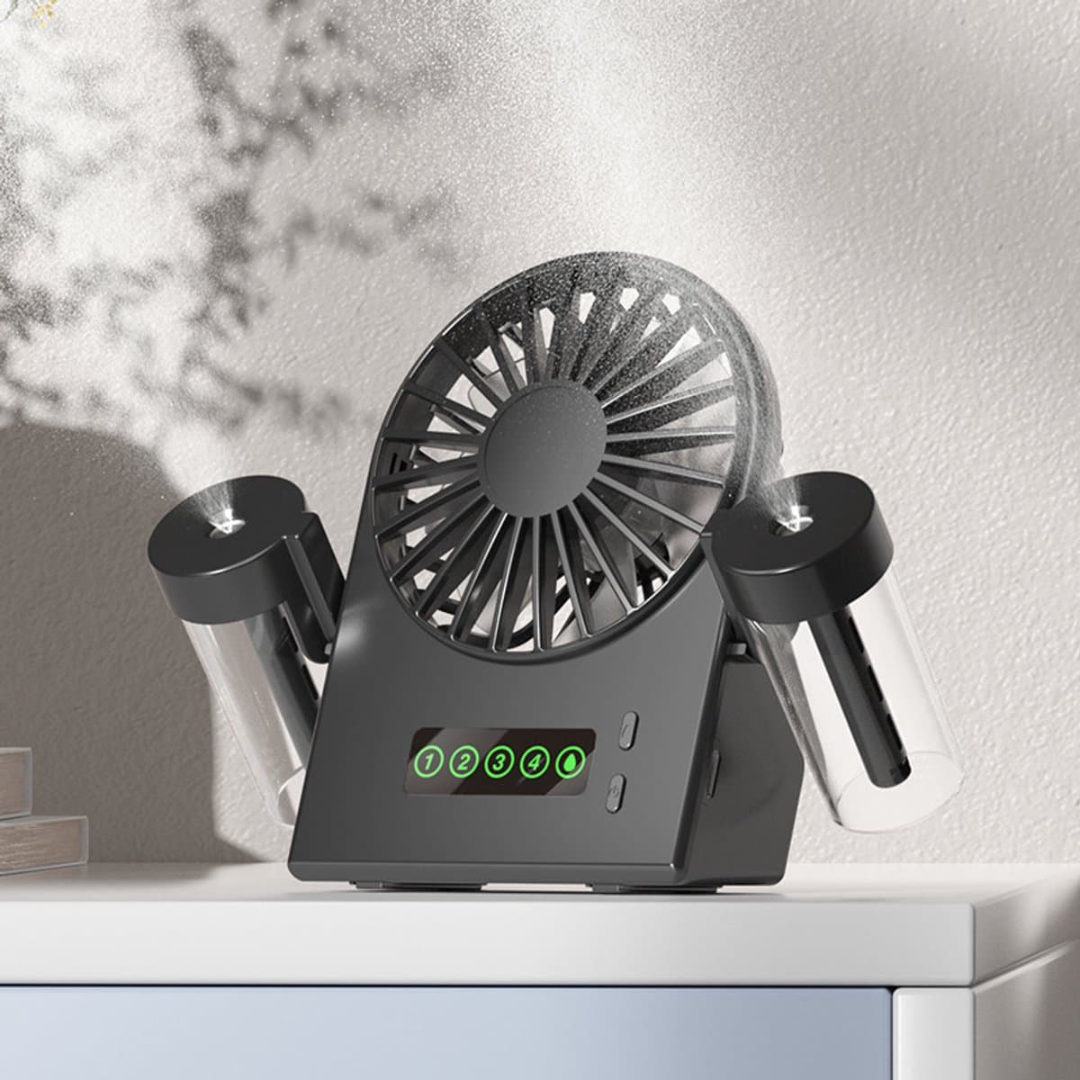 LISM-Draagbare bureauventilator met twee vernevelaars, een mini-USB-ventilator met vier instelbare snelheden en een stille ventilator met led-display; Geschikt voor thuis- en kantoorgebruik – zwart. — afbeelding 1
