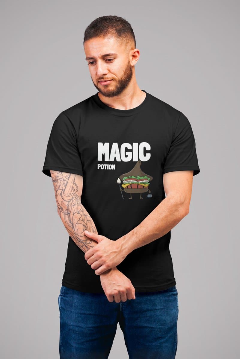 Shirt - Magic potion - Wurban Wear | Grappig shirt | Dieet | Unisex tshirt | Fast food | Airfryer | Sport | Verwenpakket | Wit & Zwart — afbeelding 1