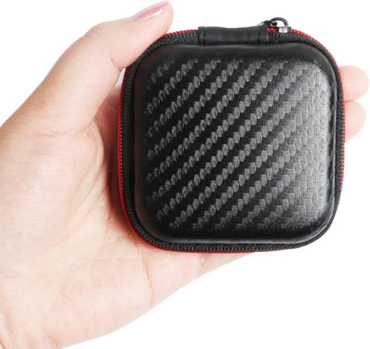 Oortjes Zipper Case – Carbon Zwart – Opbergtas met Rits – 7.5*7.5 cm — afbeelding 1